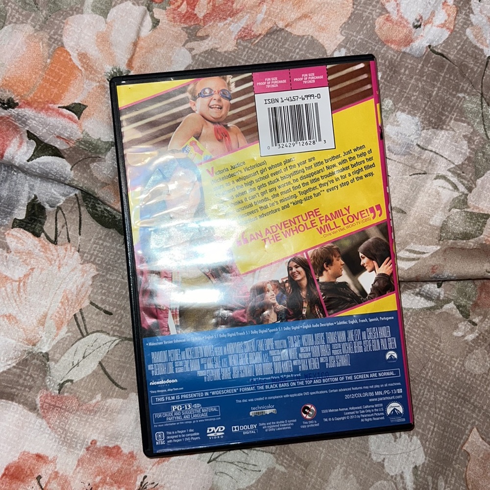 Fun Size - Picture 2 of 3